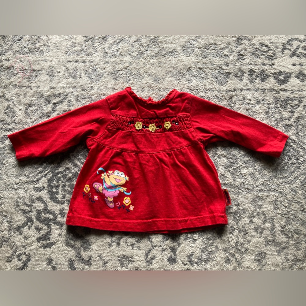 Sesame Street scarlet girls shirt